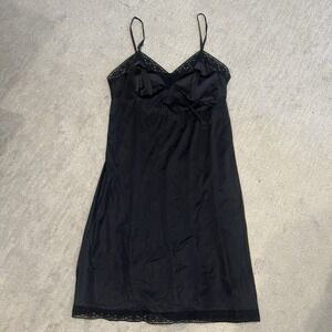 VANITY FAIR Black ‎ Nylon Full-Length Slip Style 10-103 Size 40 28" Lace Trim